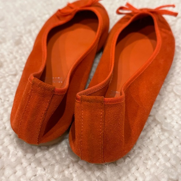 Almost NEW!! Only used twice. It is a bit small for me. Suede Slip ons Size 6.5 - Picture 3 of 4